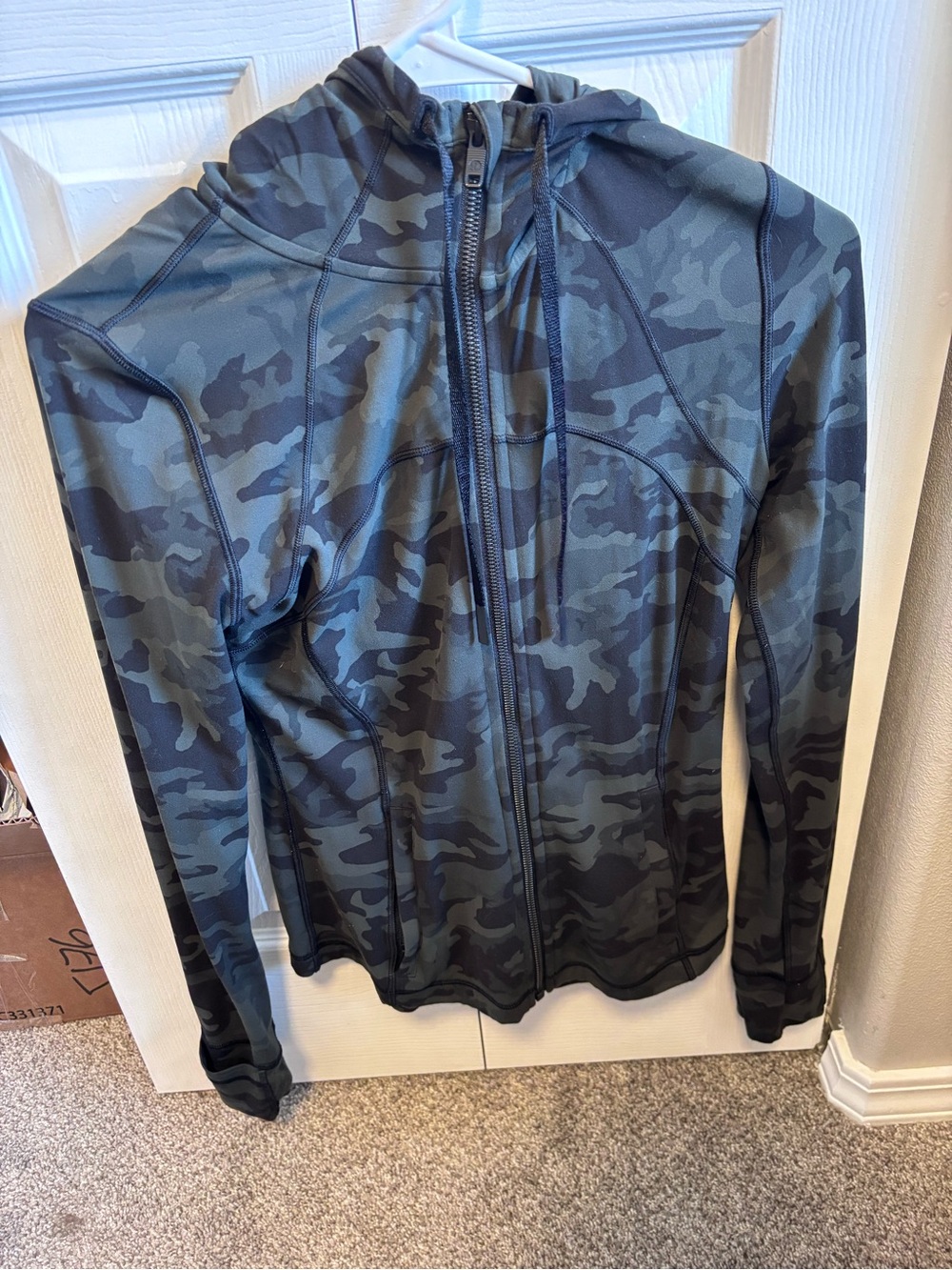 lululemon athletica Women's Camo Zip Hoodie - Black/Green